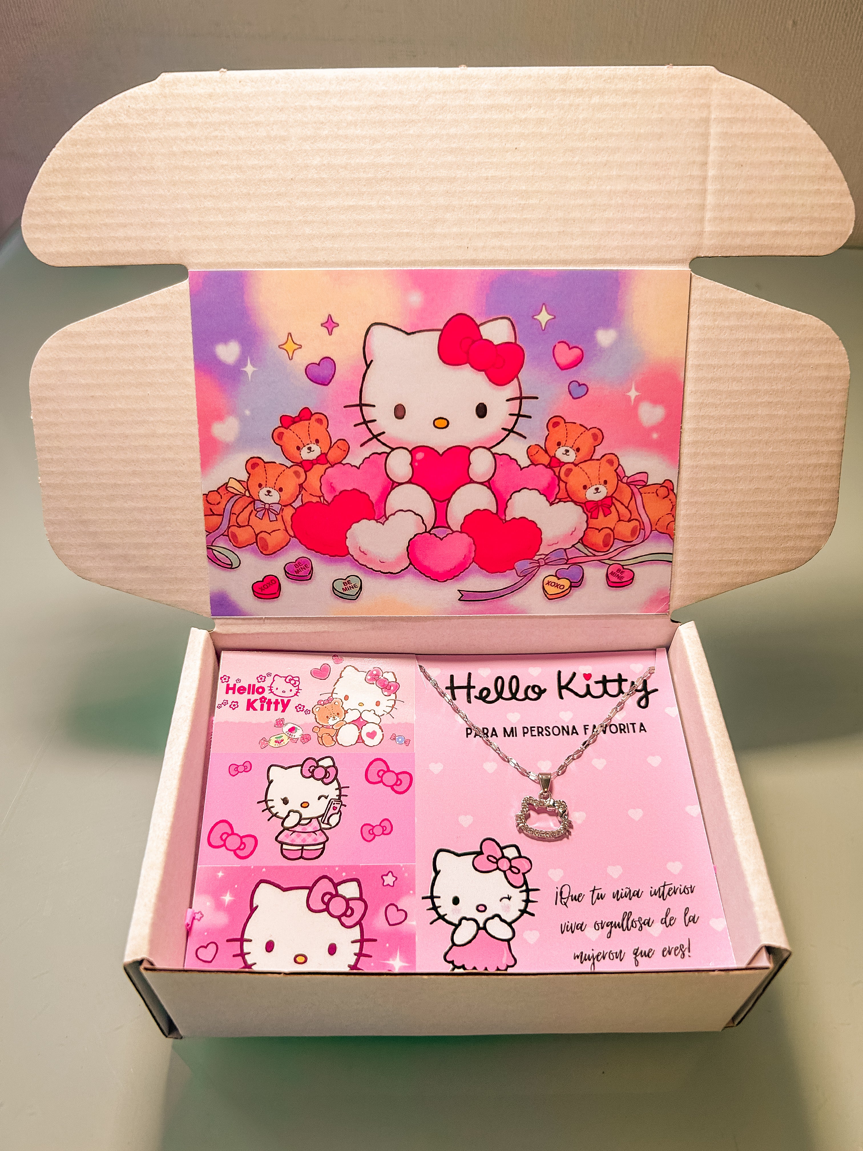 Box Collar Hello Kitty